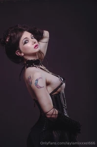 Just enjoy and full feel yourself of the ecstacsy of moment do not try