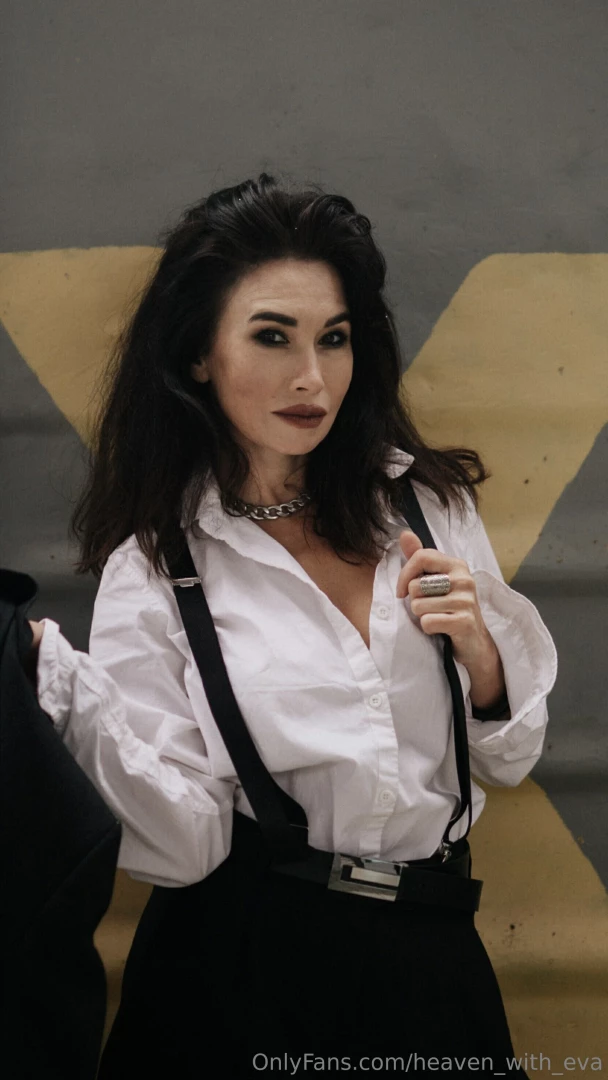 Rate my hairstyle from 1 to 10 on a scale of passion 