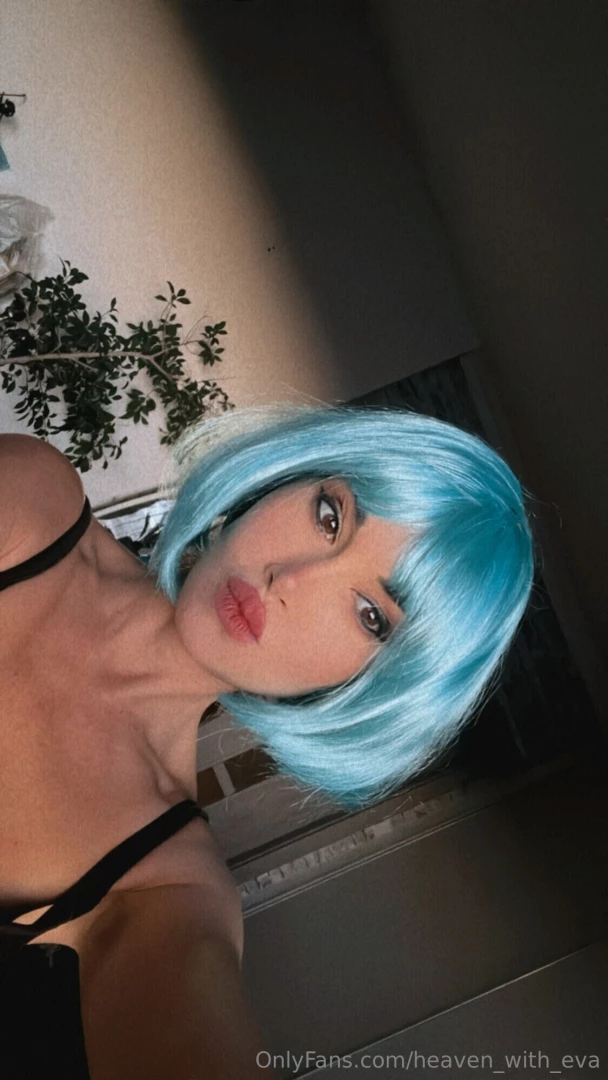 If only i had a real hairstyle like this without fake hair would you 