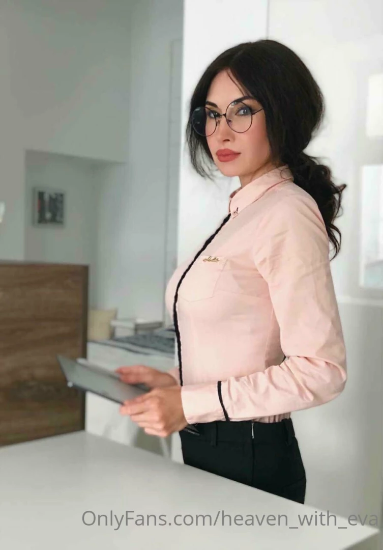 Who could i be for you in this image 