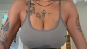I hope your cock wants to fuck my sweaty tits and pump and paint them