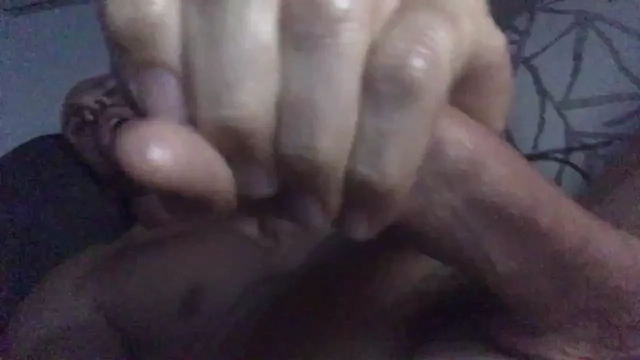 Video cont night time cumshot 