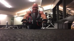 Putting in work at the gym want to see more workout vids and pics