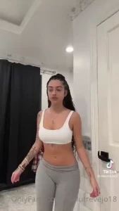 Tip in if u like the way i move my hips