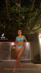 I deserve to be shown off i m pretty asf