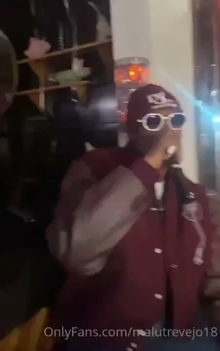 Another clip from my bday i had so much fun partying with snoop dogg 