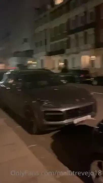 Walking around london town hmu part 1 