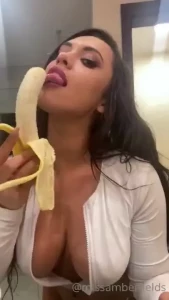 Banana tease full minute video in dm