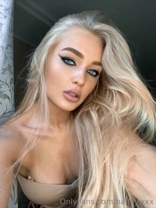 I love to stand out just like every star in the sky life gives us the