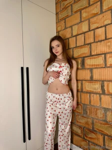 I love cosy home outfits like this when you feel so warm and don t