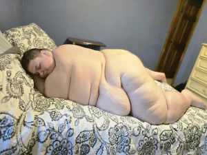 Photo shoot since i actually feel cute today the last 3 are my part 6