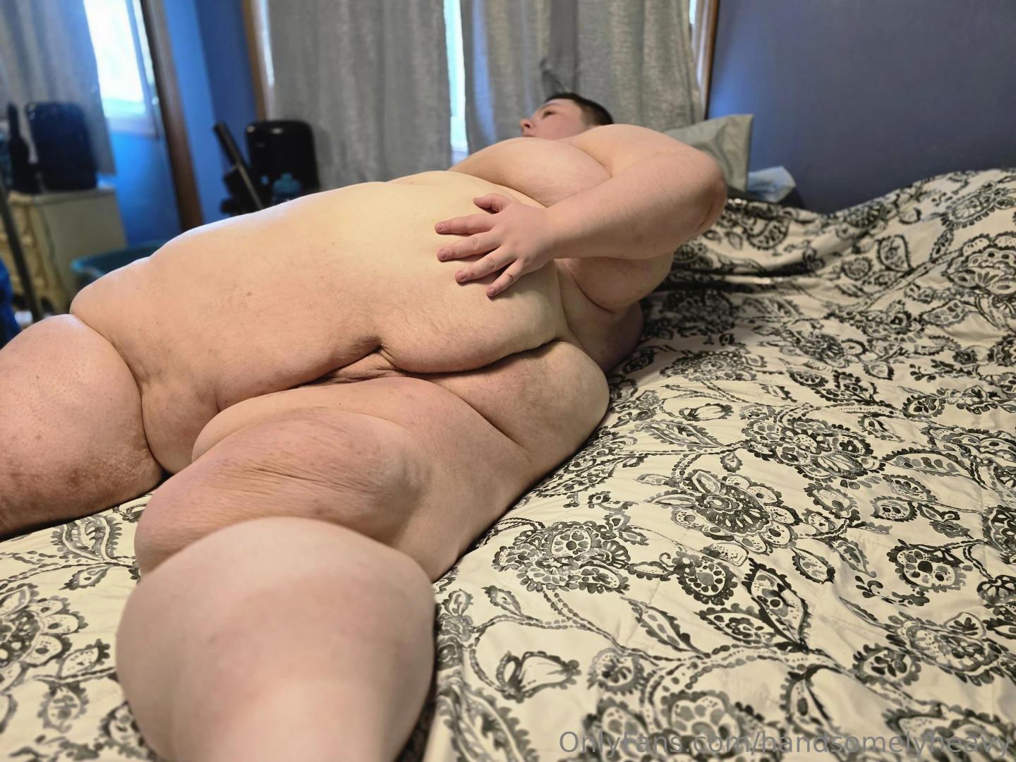 Photo shoot since i actually feel cute today the last 3 are my part 16 