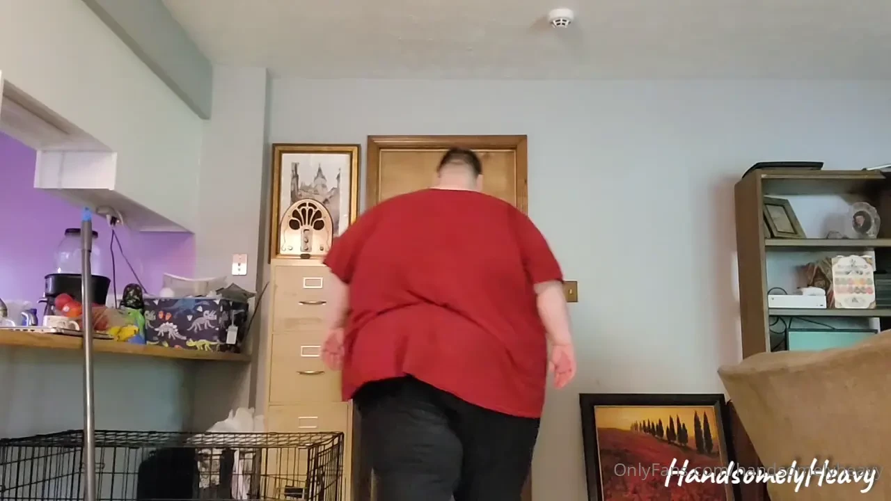 You all said you want more walking and a little more booty so here it 
