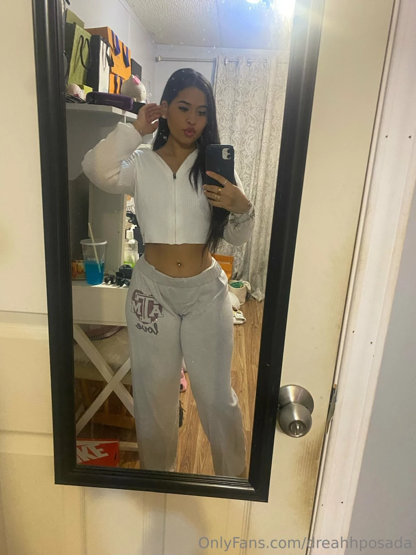 I be all cozyyy n waitin for u to cum netflix n chill wya 