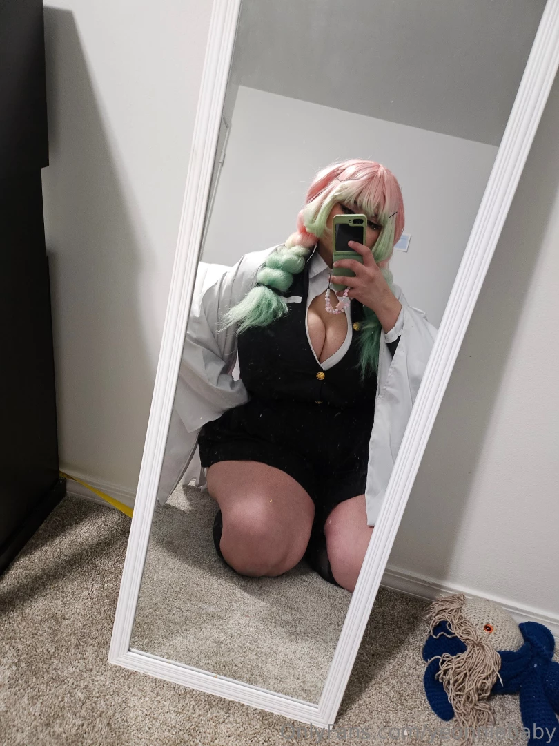 Ill be doing nsfw mitsuri later this week hwre are some sfw pics 