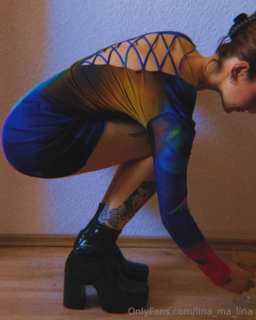 I don t wear dresses that often but i really like them dissonance lol 