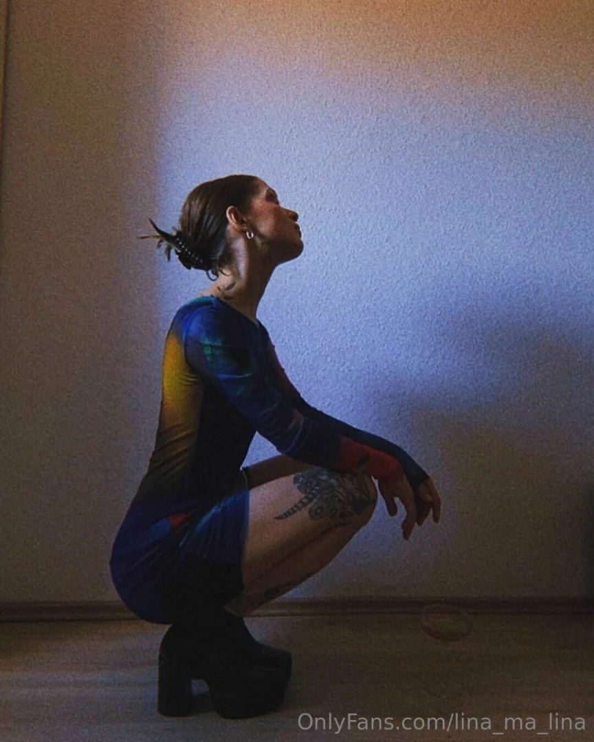 I don t wear dresses that often but i really like them dissonance lol part 1 