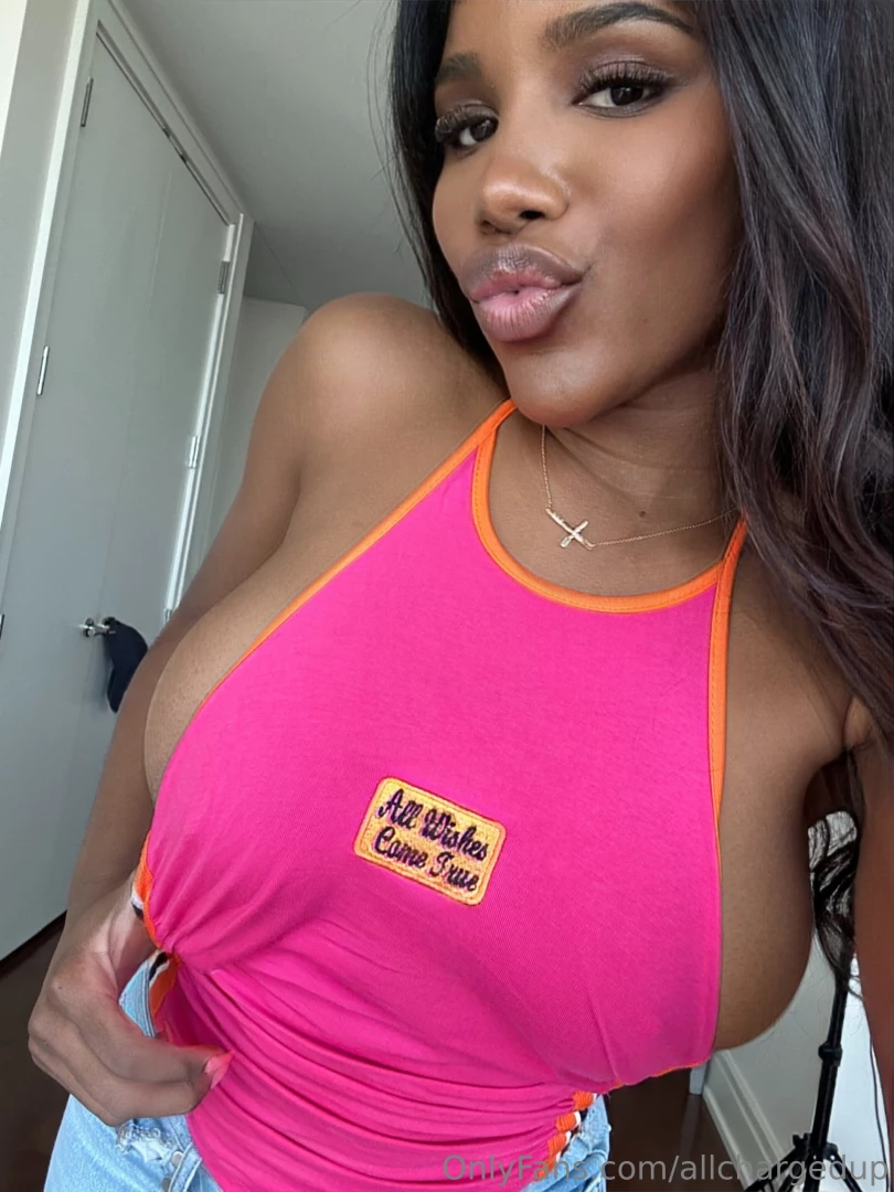 Rub me kiss me and make a wish 