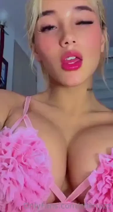 Lately i ve been liking how pink looks and you like it 