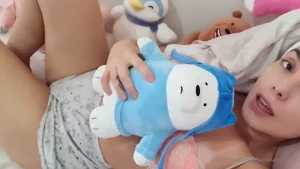 Brincando com meus ursinhos playing with my plushes