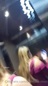 Ursinho louco ficou bebado com meus amigos e termino me chupando na