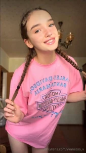 Omg she just made her page free to sub paw69 paw69 gorgeous babe has part 324