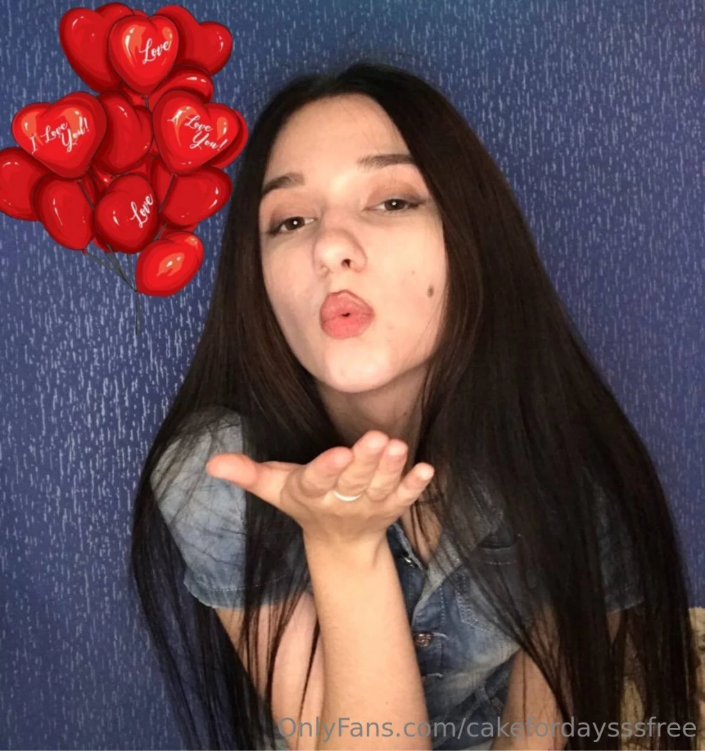 Hi i m polly - pixie_polly do you want me to hug you in bed and i will part 1 