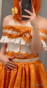 New cosplay who knows who this is hmmm