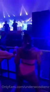 Yesssss bitchhhh i did do that last night twerking contest silent