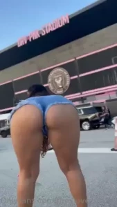 Can i be your futbol bae