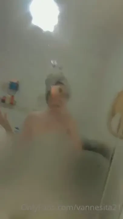 Quieres verme desnuda se call mi toalla 