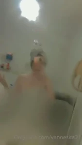 Quieres verme desnuda se call mi toalla