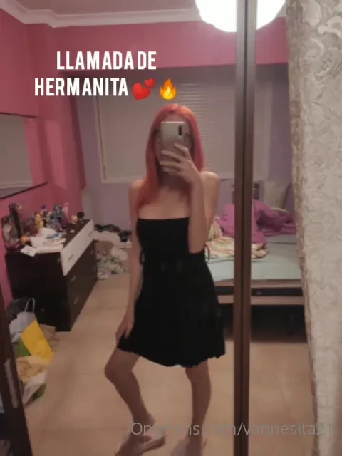 Pov tu hermanita te llama por tel fono ha salido de fiesta y te pide 