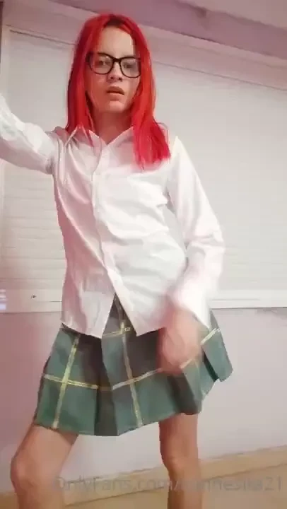 Est s enamorado de tu compa era de clase en bachiller la chica que te 