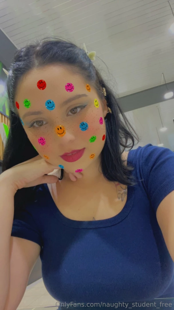 Do i look pretty to you 