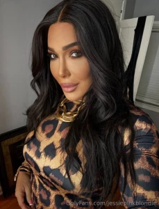 Free for the first 100 subs ava_muscle_mommytsfree was made for you part 309