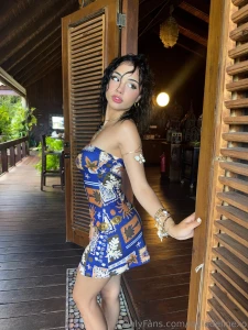 The light came in so did i