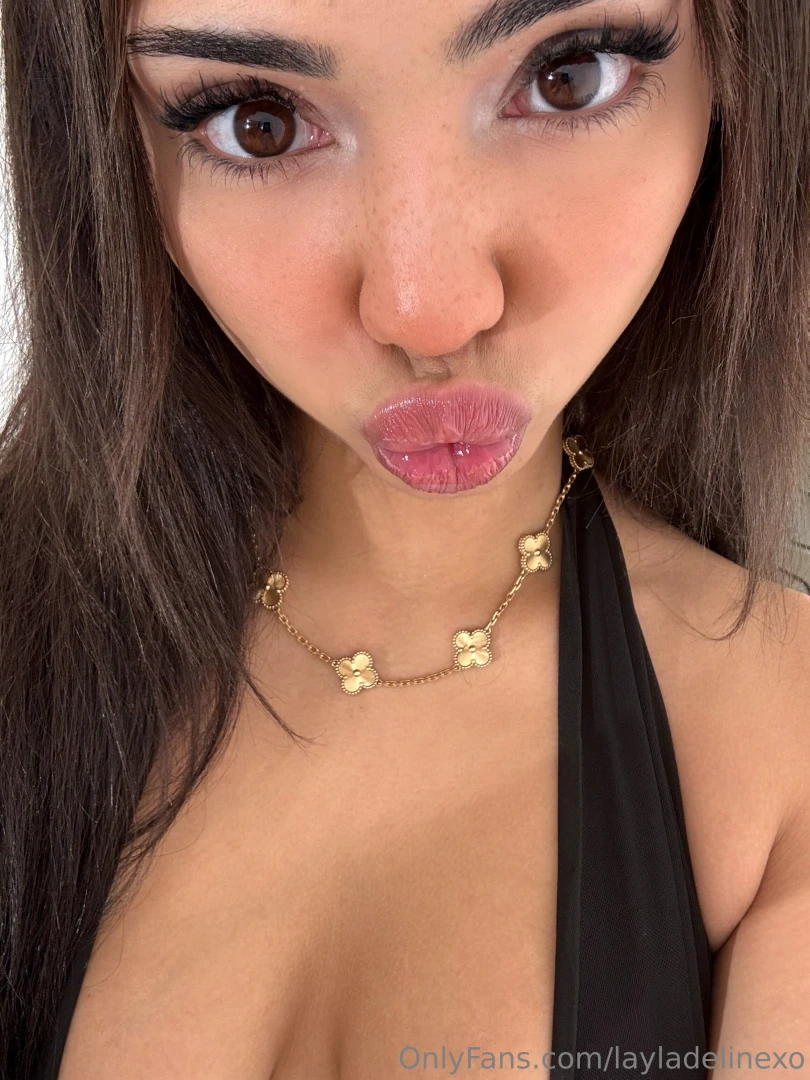 Pov i m asking for a kiss 