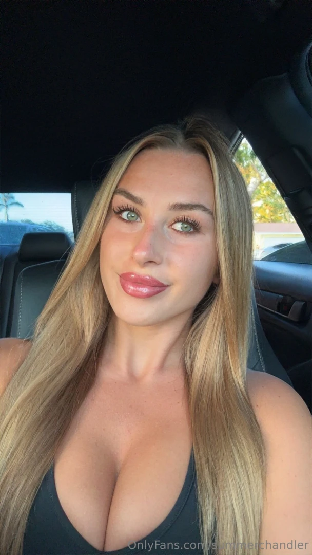Pretty green eyes 