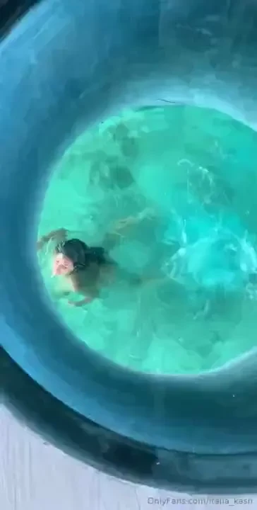 Who wants to cum swim with me down here and fuck maldives villa 