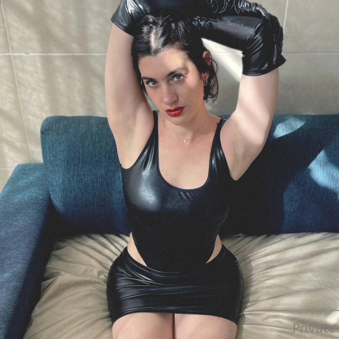 Attention subbies this year ends with a deepened devotion to empress 