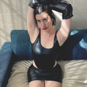 Attention subbies this year ends with a deepened devotion to empress