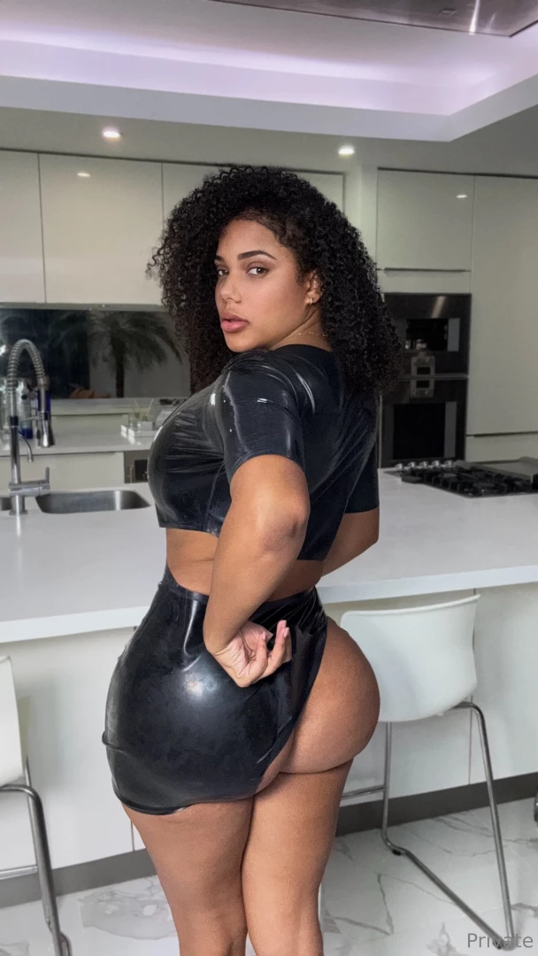 I remember those days you were begging for this big ass will you do 