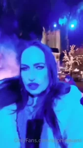 Ayer hemos grabado algo divertido en esta plaza quiereis verlo