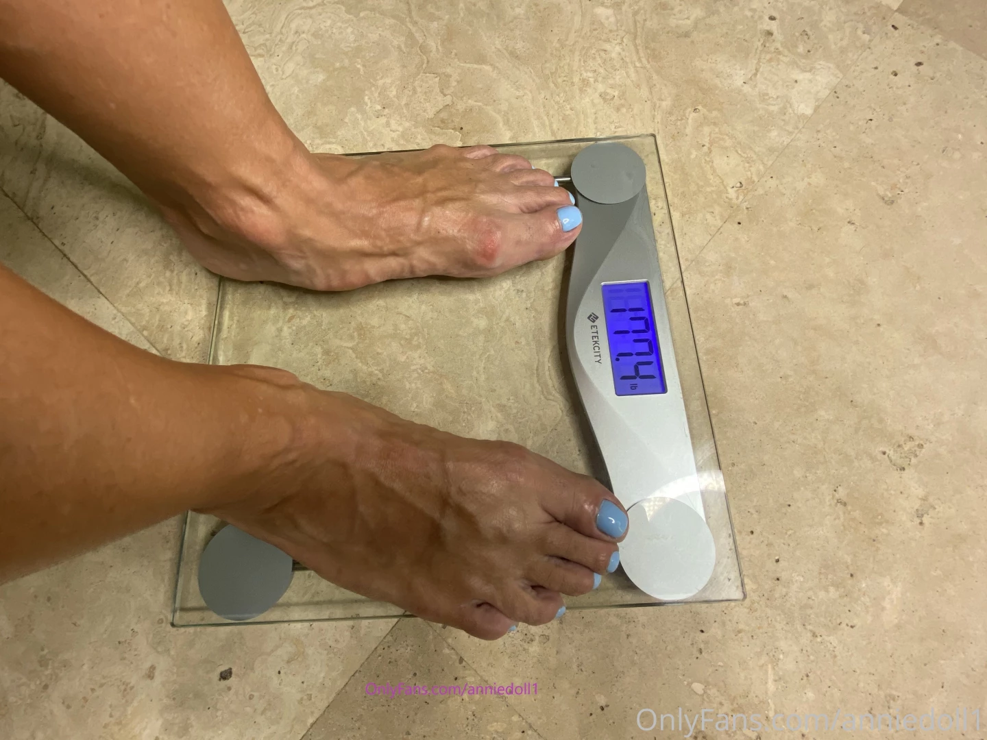 I weigh myself to keep track of my progress but these pics are just part 3 