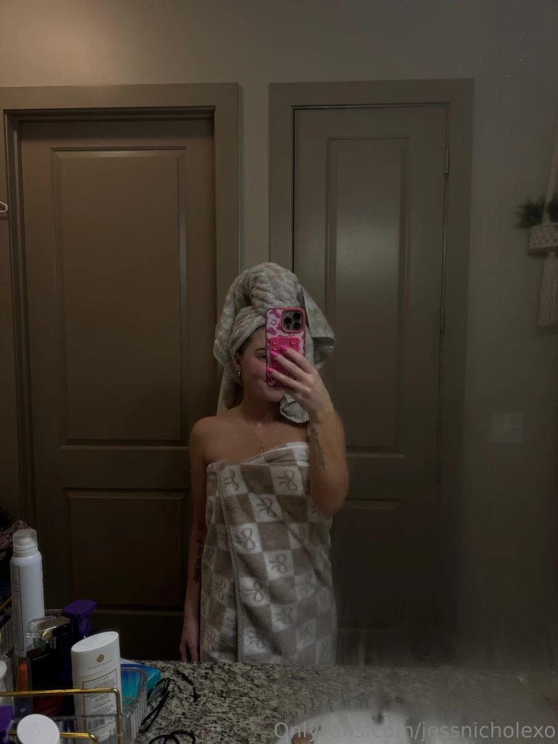 Hot bath hotter mood 