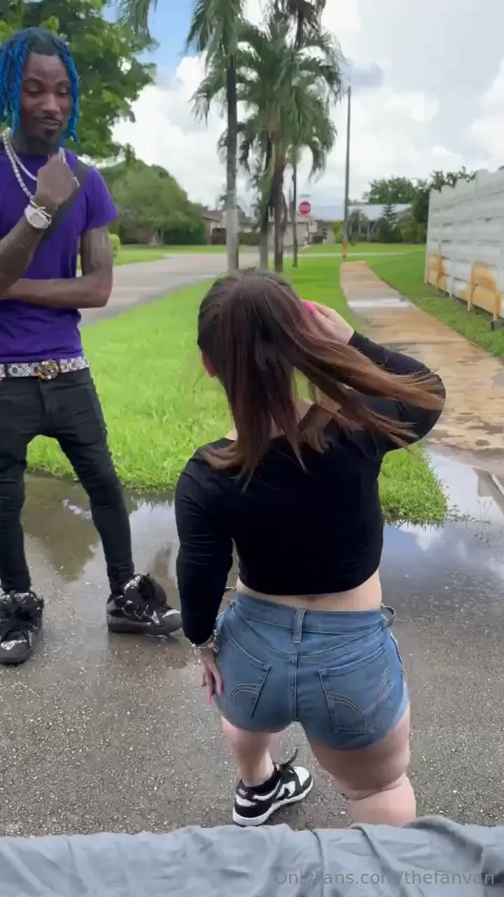 Watch her first fanbus full sextape here https onlyfans com 1672411714 