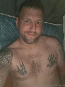 Happy fathers day to everyone your daddy is here