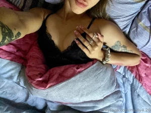 Good evening babe the night s just getting started and i ve got so