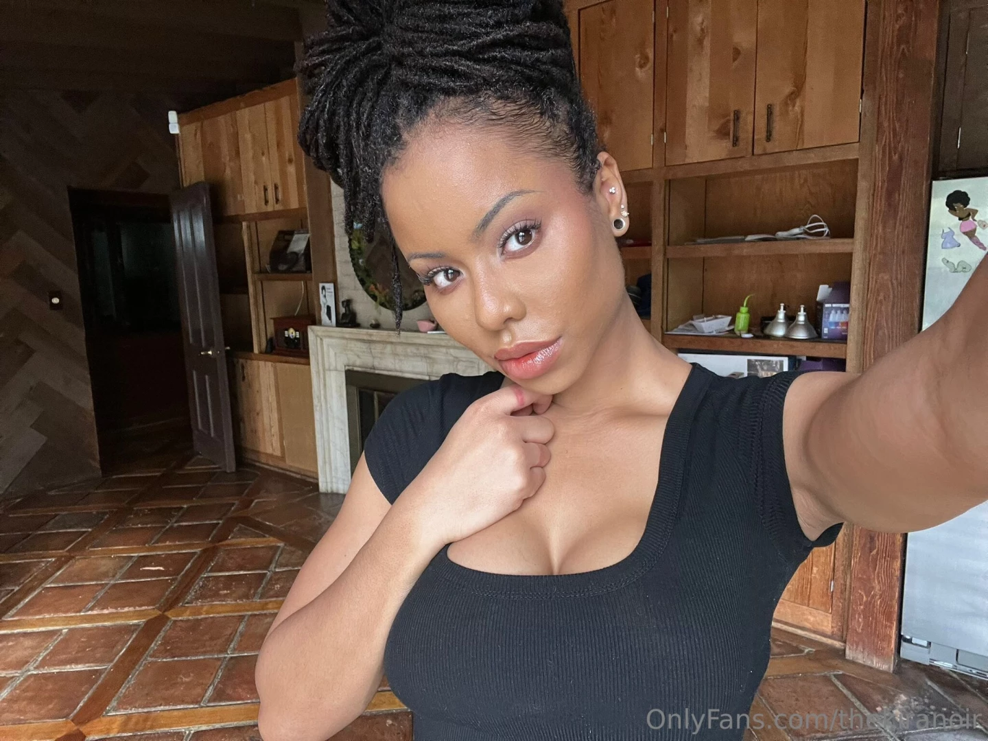 I ll be relaxing a bit today so cum shoot me a message in my dm s amp 